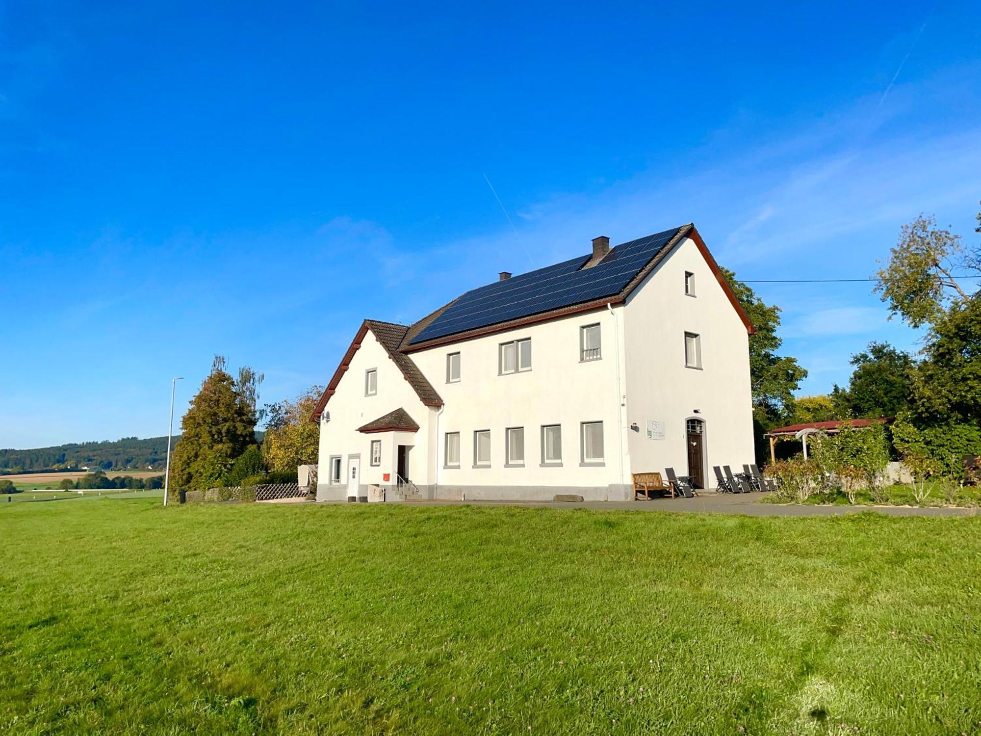 Ferienhaus Backesgarten Fuer 22 Personen Neichen Exteriör bild