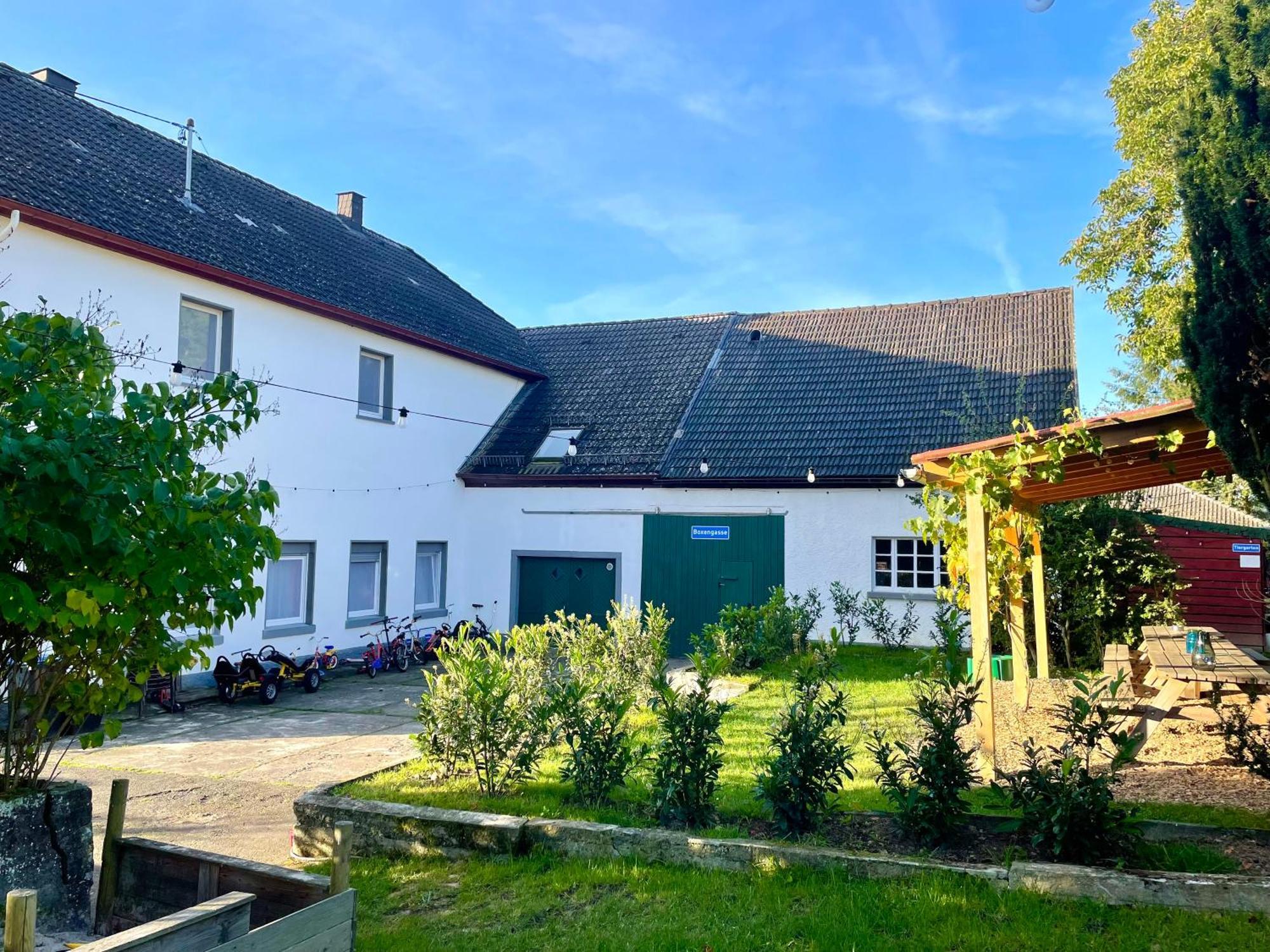 Ferienhaus Backesgarten Fuer 22 Personen Neichen Exteriör bild