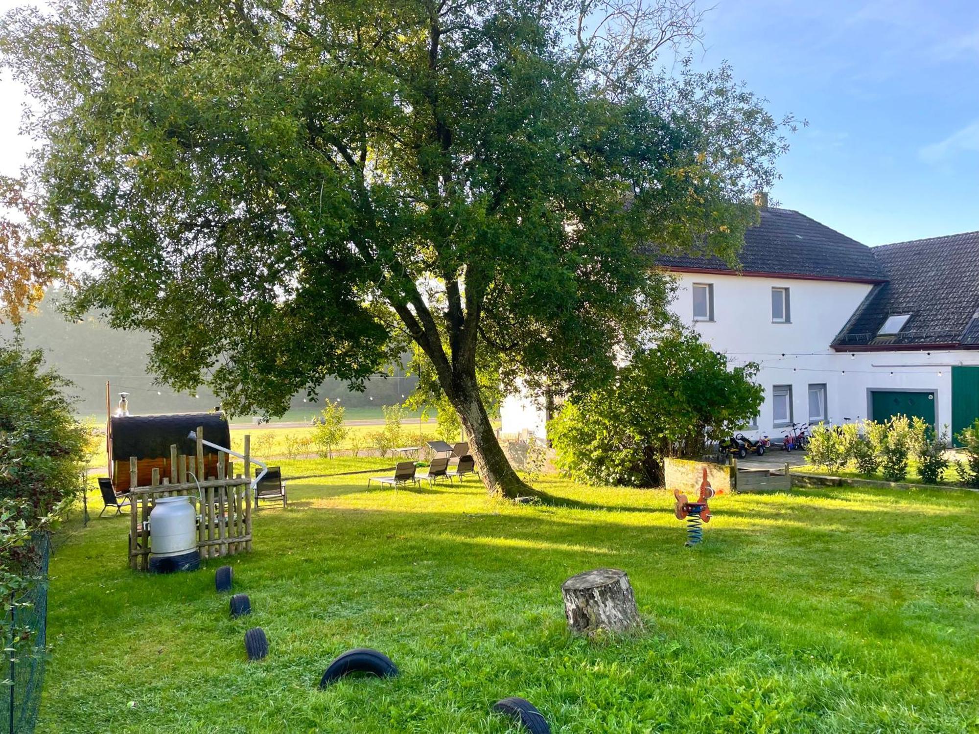 Ferienhaus Backesgarten Fuer 22 Personen Neichen Exteriör bild