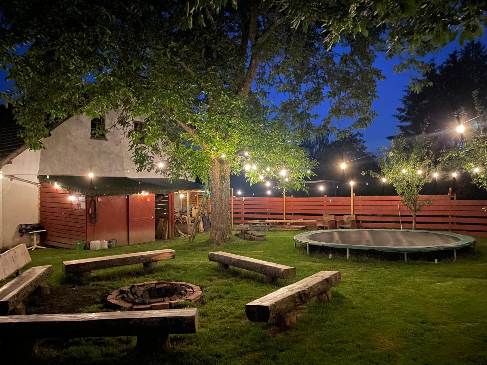 Ferienhaus Backesgarten Fuer 22 Personen Neichen Exteriör bild